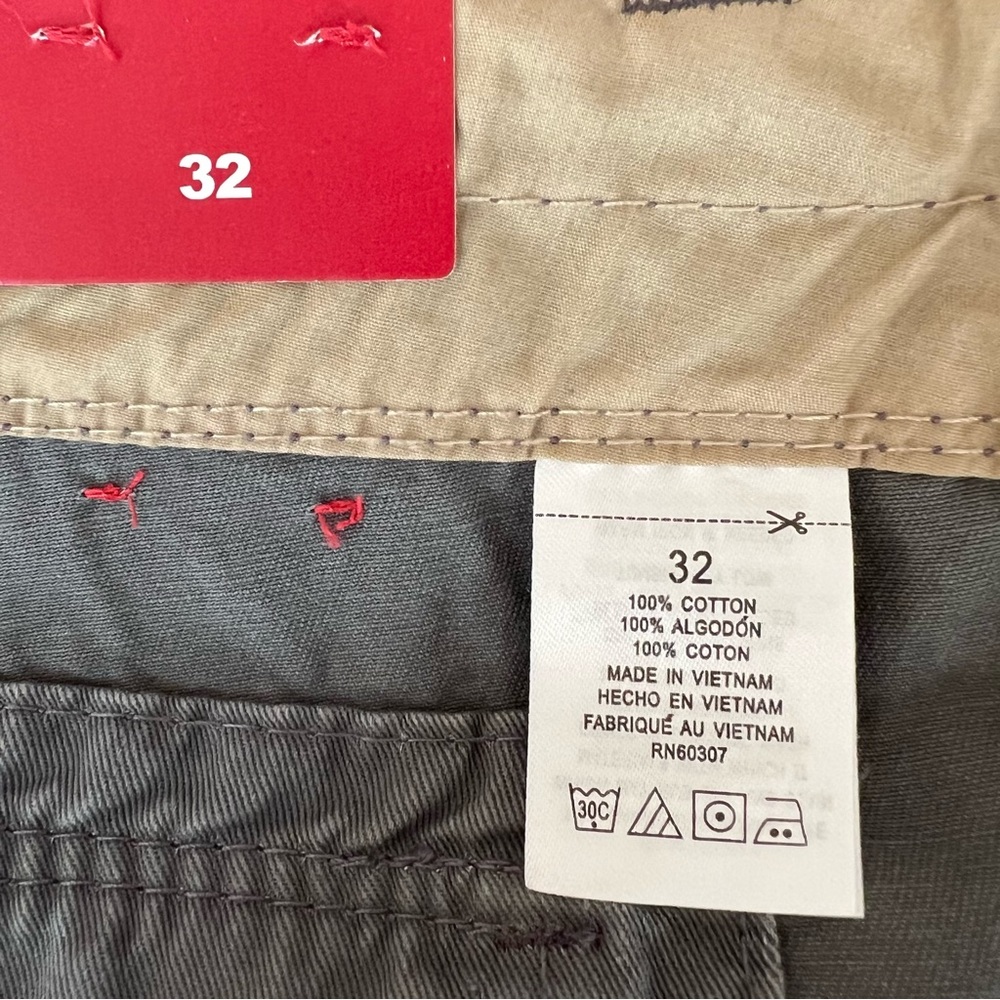 UNIONBAY Cargo Shorts, Gray NWT - Picture 8 of 12